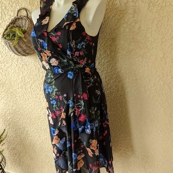 Parker asymmetrical ruffle hem‎ floral dress - Picture 3 of 7